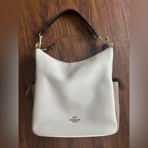 Coach bag, only used 3x.